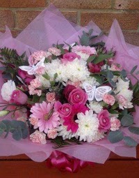 SINCERELY YOURS FLORIST 286739 Image 9